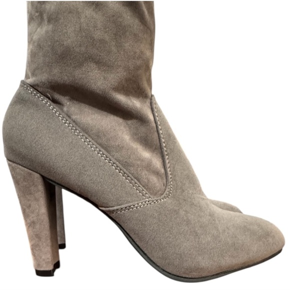 Women’s Faux Suede Gray/ Taupe Over-the-Knee Heeled Tall Boots Sz EU 39/ 8.5 US - Picture 4 of 13